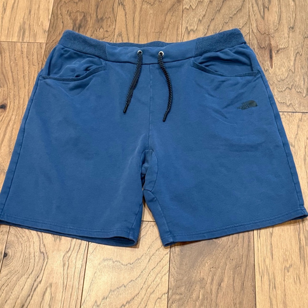 The North Face Mens FlashDry Blue Sweat Shorts XL NF0A2V3U